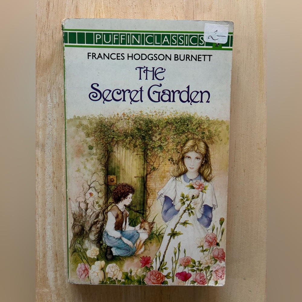 The Secret Garden by Frances Hodgson Burnett Puffin Classics Paperback Book 1987
